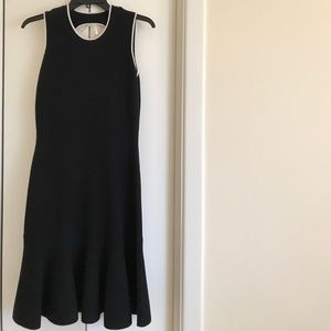 Classic Black and White Knit Dress!